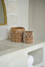Panier en coton & feuilles de bananier avec macramé blanc naturel