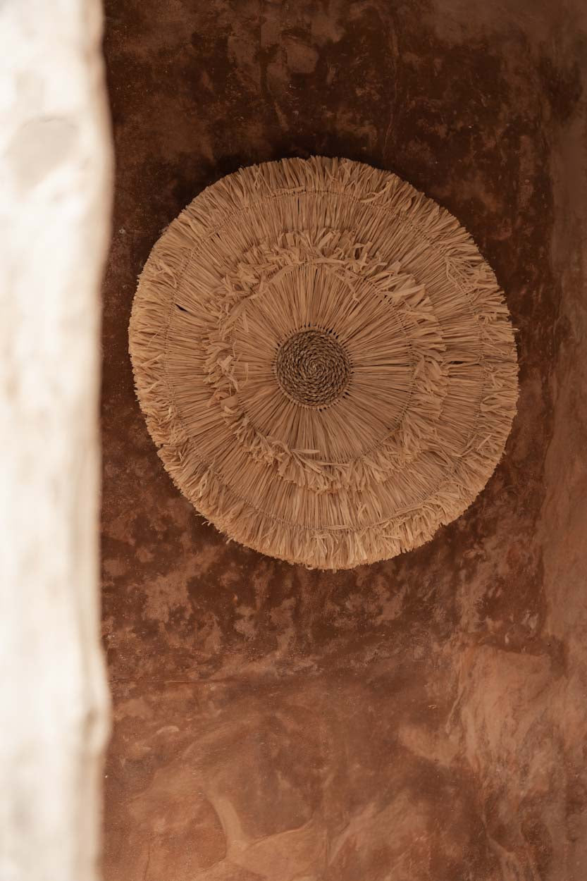 Suspension murale ronde en sisal naturel avec franges concentriques – Ø60 cm