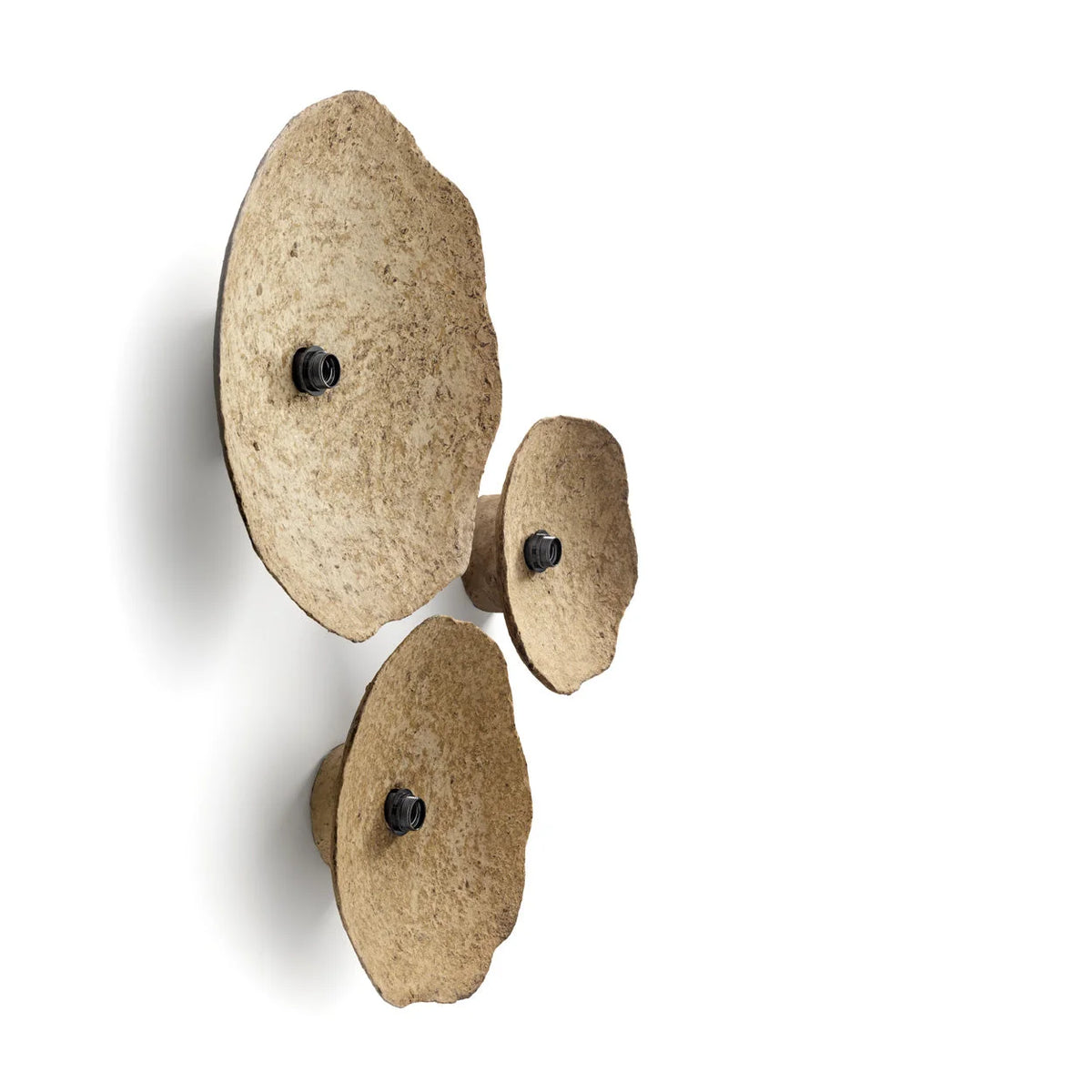 Applique murale organique beige papier mâché Ø45 cm, 3 sconces circulaires texturés