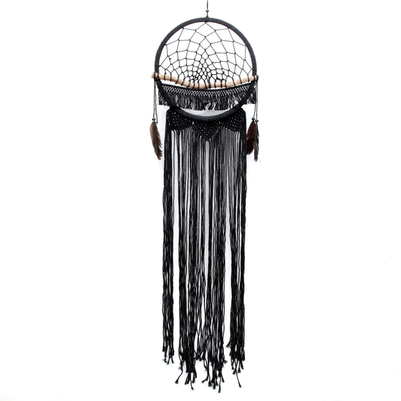 Attrape-rêves mural en macramé noir avec plumes et perles bois