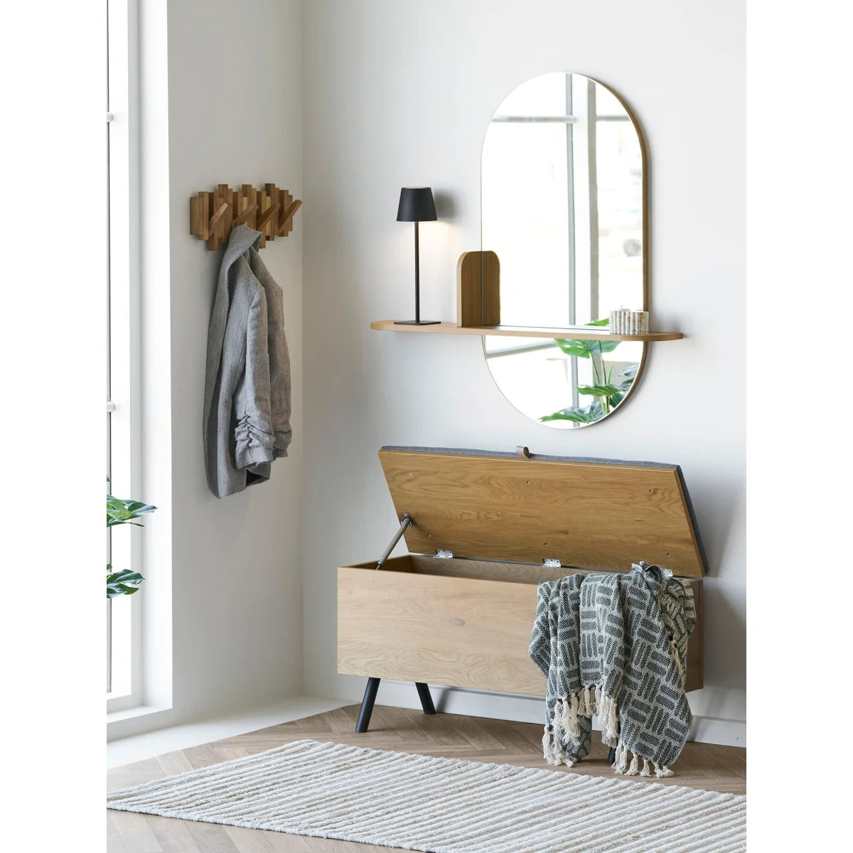 Banc coffre bois effet chêne, assise grise, pieds noirs, 92x33 cm