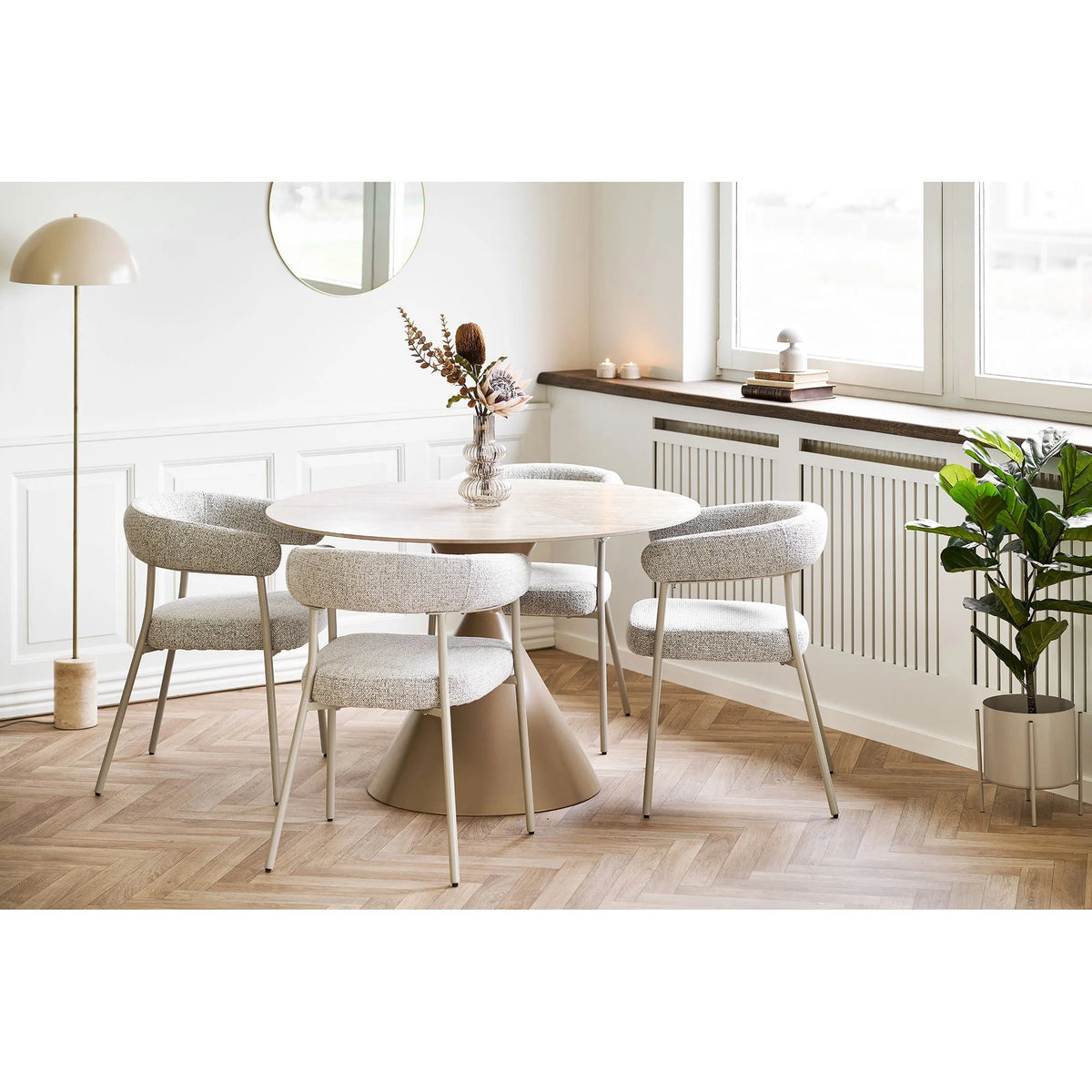 Chaises de salle à manger en tissu bouclé sable avec accoudoirs, lot de 2
