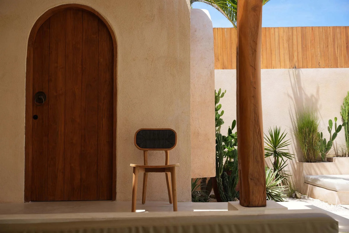 Chaise en teck recyclé avec dossier corde noire 80 cm