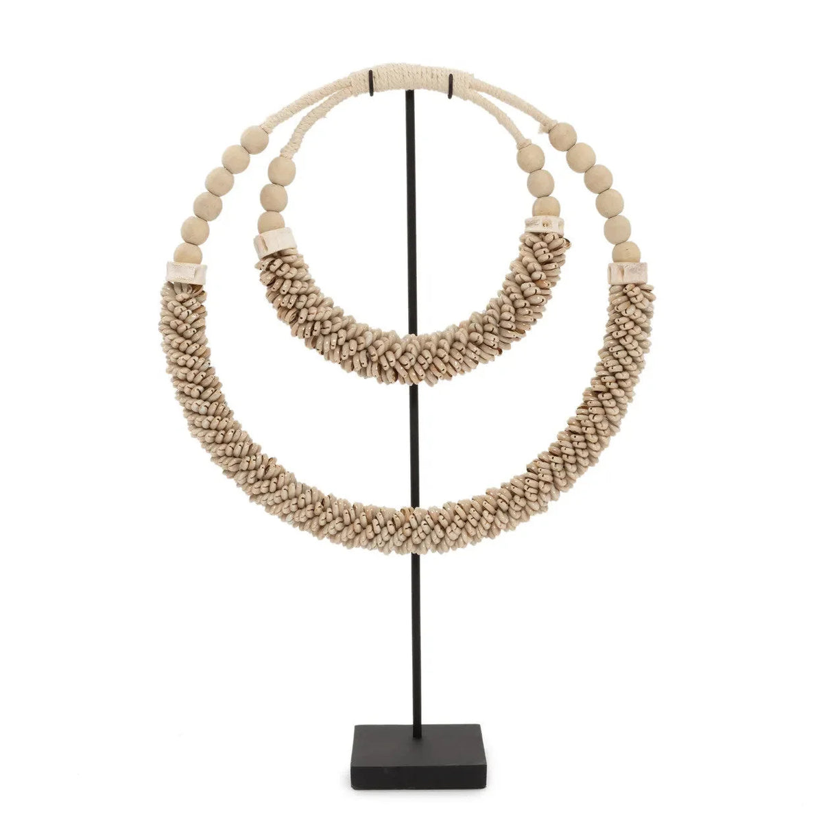 Décoration sur pied en coquillages – Double cercle naturel