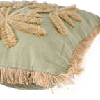Housse de coussin coton vert olive avec broderie palmiers beige et franges