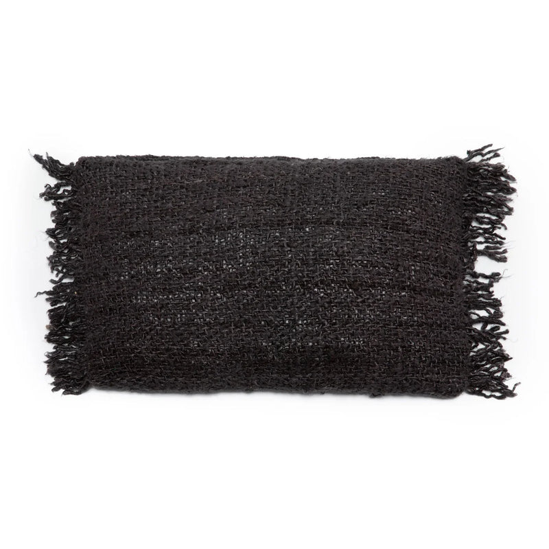 Housse de coussin noire en coton avec franges - 30x50 cm