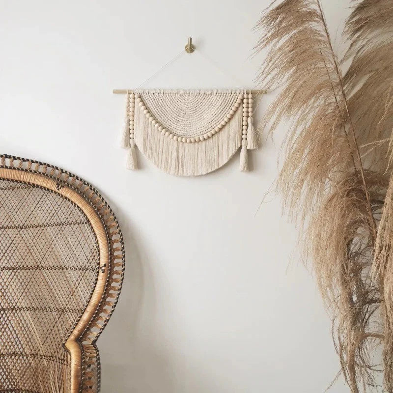 Macramé avec perles dans un salon