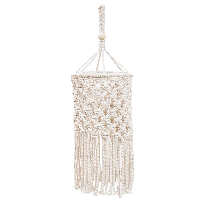 Accroche en corde et perles du petit abat-jour en macramé modèle B, pour une fixation bohème.