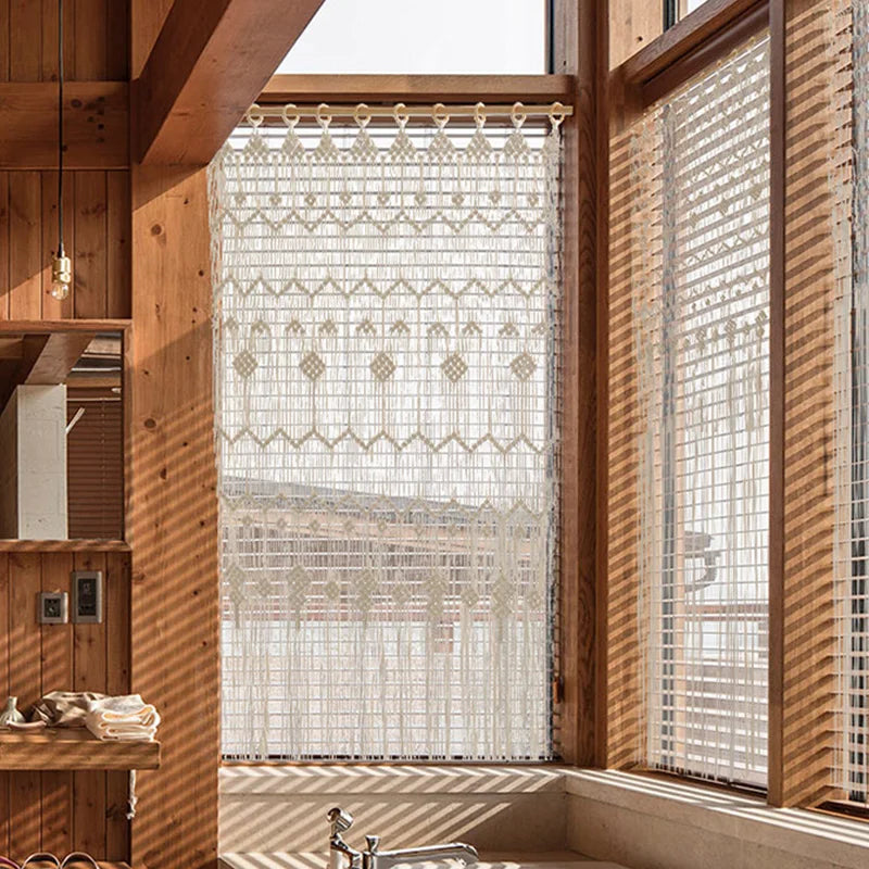 Rideau bohème macramé, vue générale.
