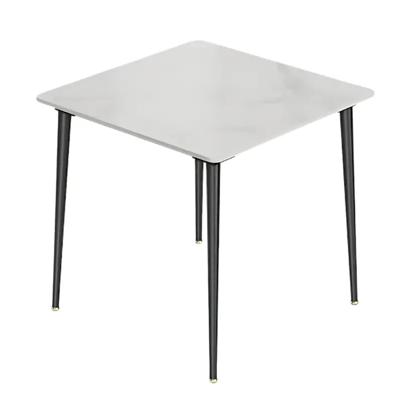 Table carrée 4 personnes fond blanc