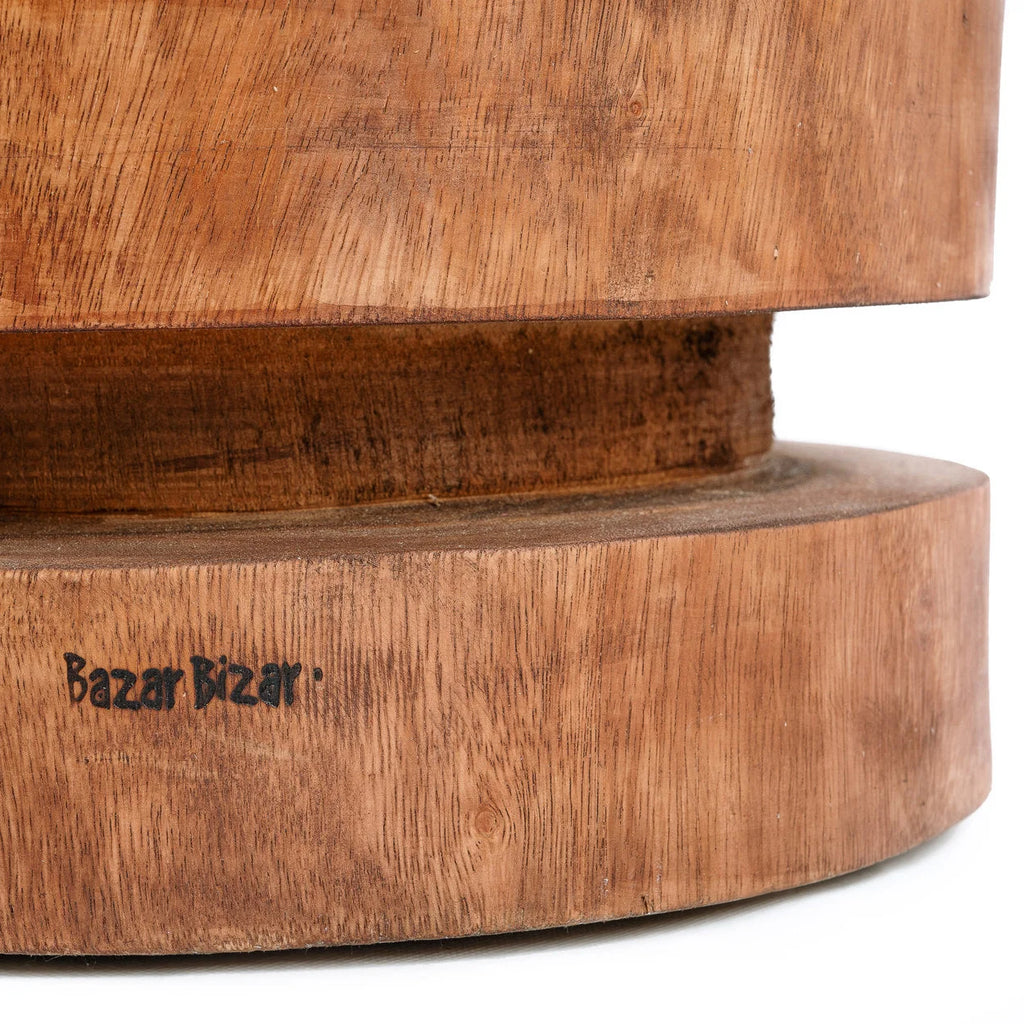 Tabouret en bois de suar naturel sculpté 45 cm