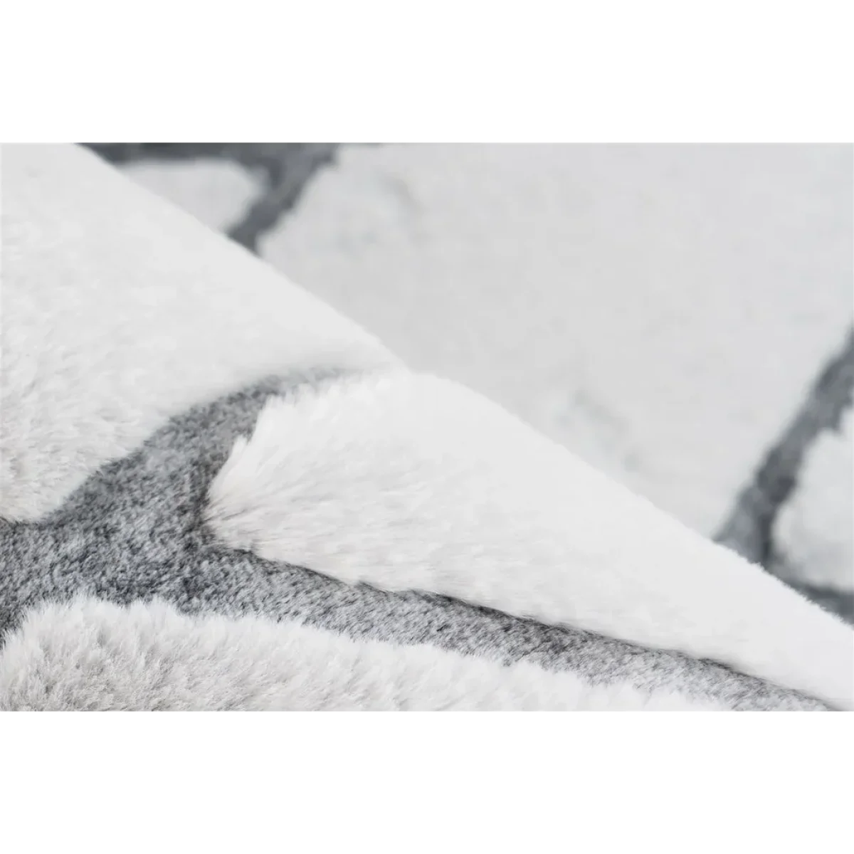Tapis à motifs losanges blancs et gris en polyester doux 160x230 cm